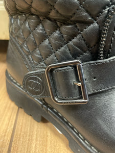 Chanel Boot