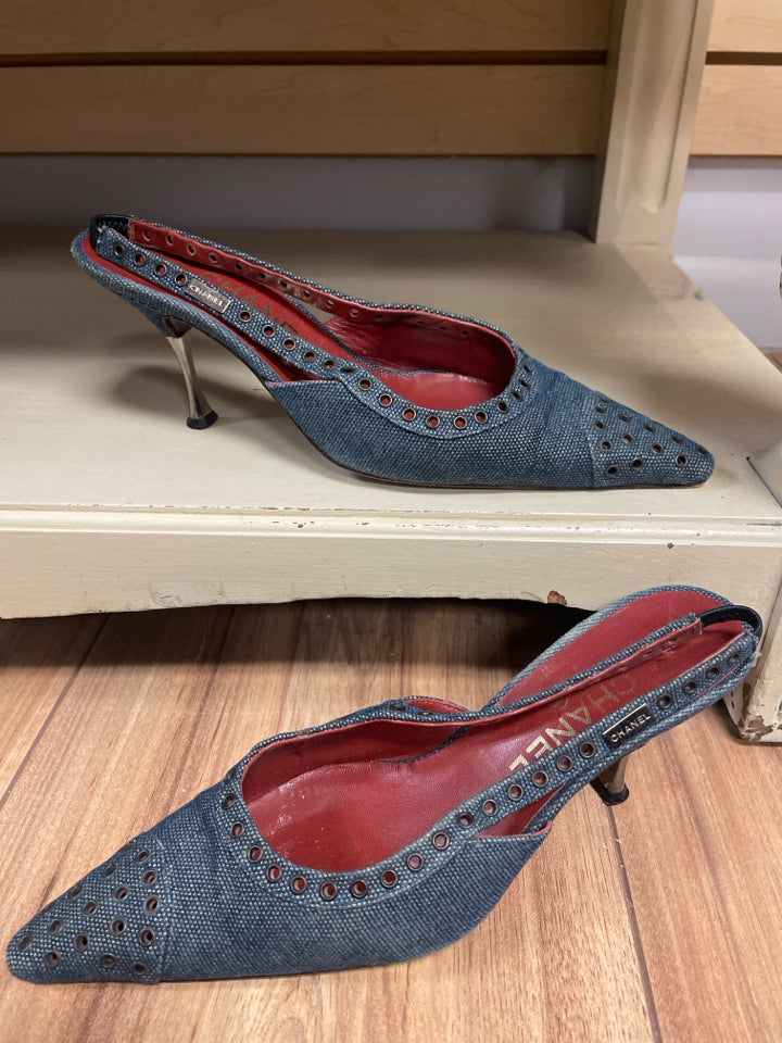 Chanel Size 38 Denim Denim Pump