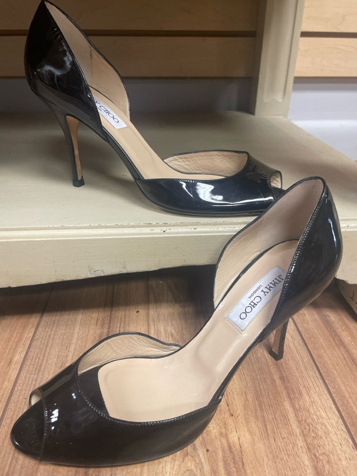 Jimmy Choo Size 41 Black Patent Leather Pump